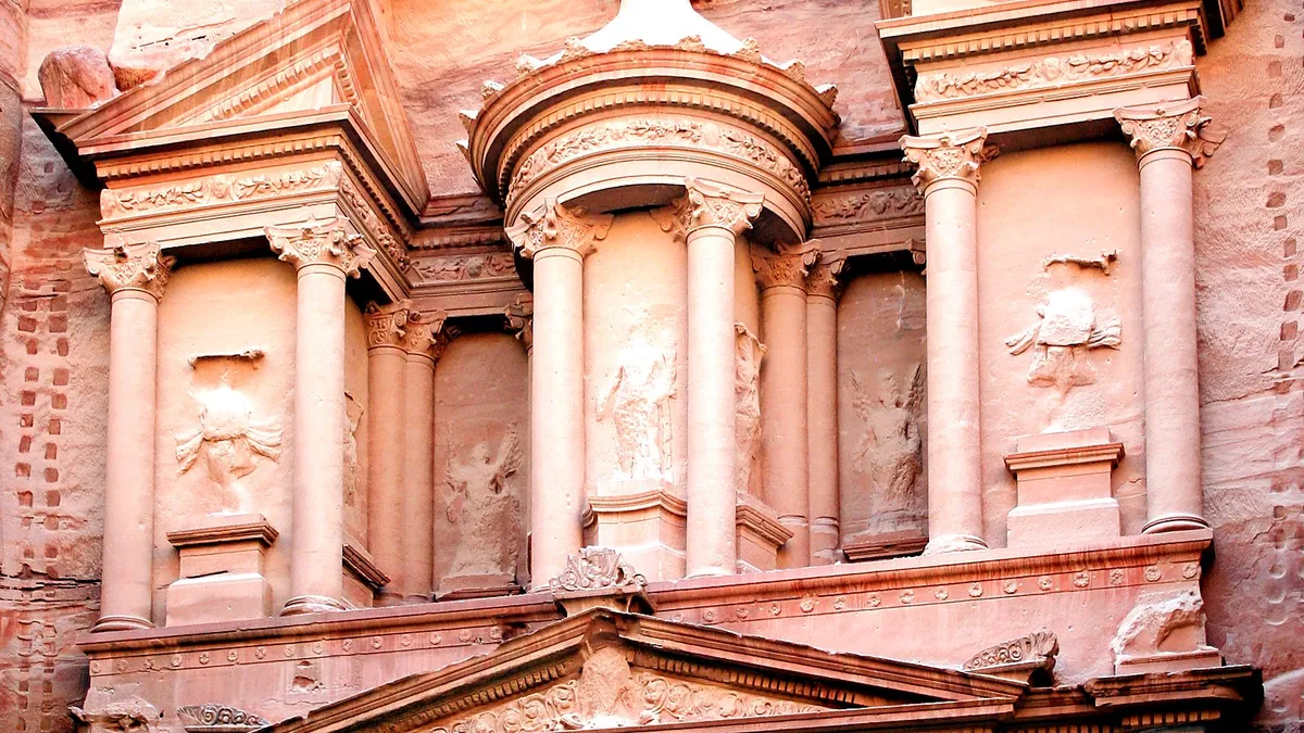 Placeholder cover for Best Petra itinerary from Wadi Musa: one-day, two-day, and three-day plans