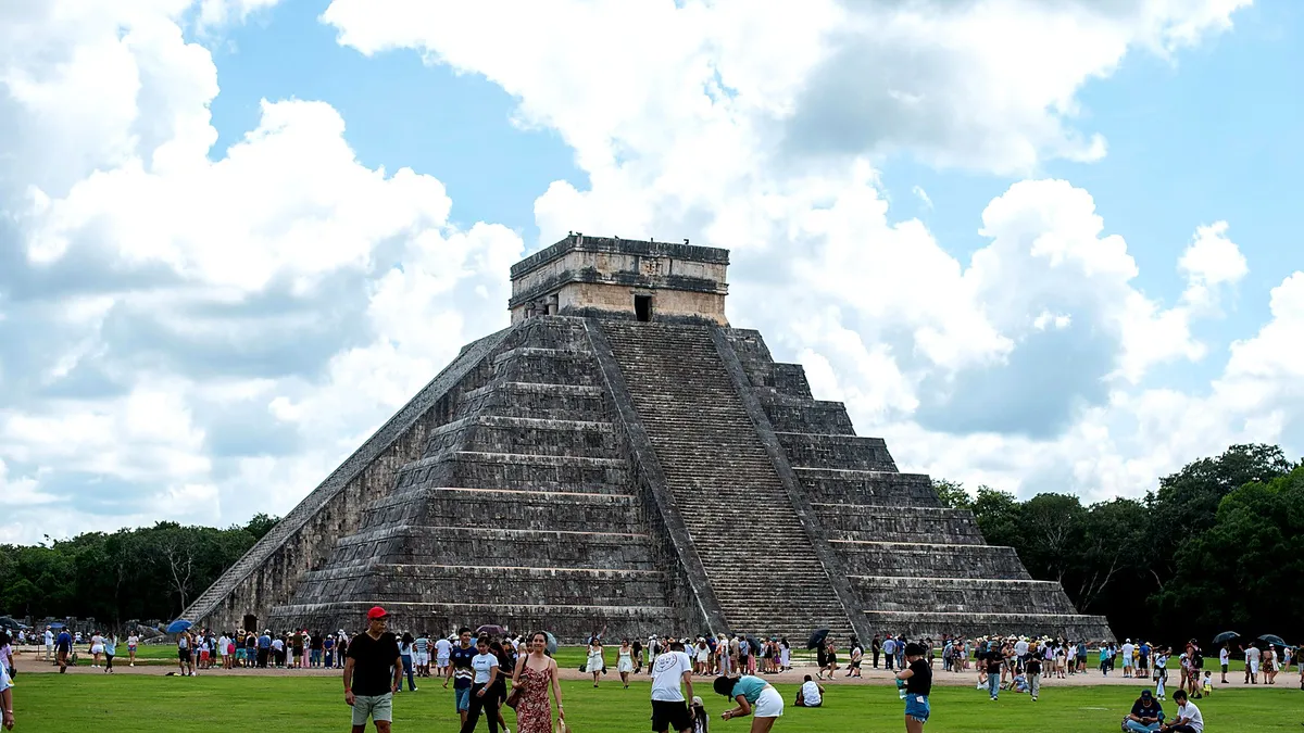 Placeholder cover for Chichen Itza opening hours: when the site opens and how early you should arrive