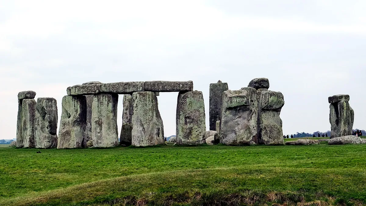 Placeholder cover for How long do you need for Stonehenge?