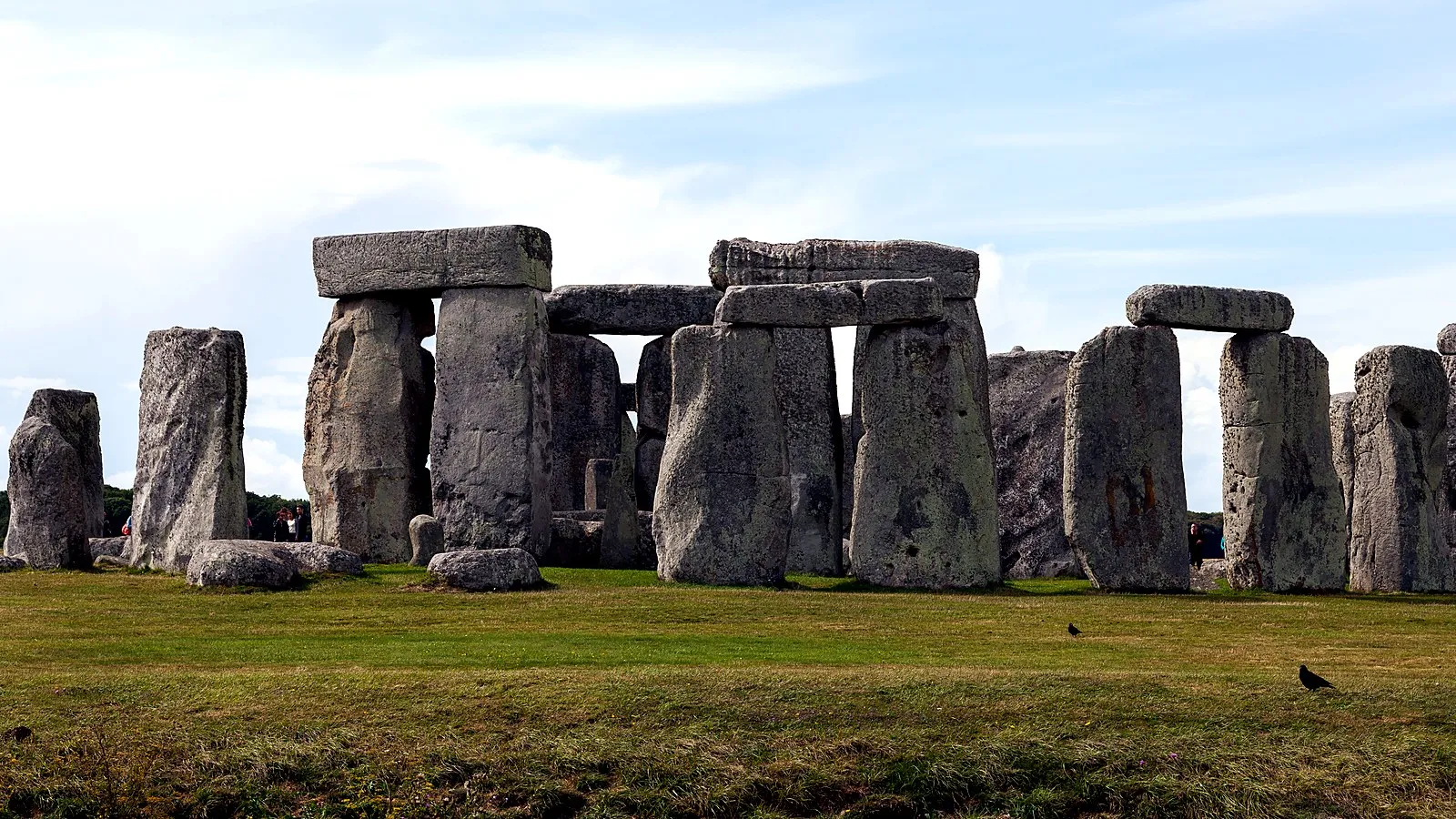 Placeholder cover for What to wear to Stonehenge: wind, open ground, and what helps most