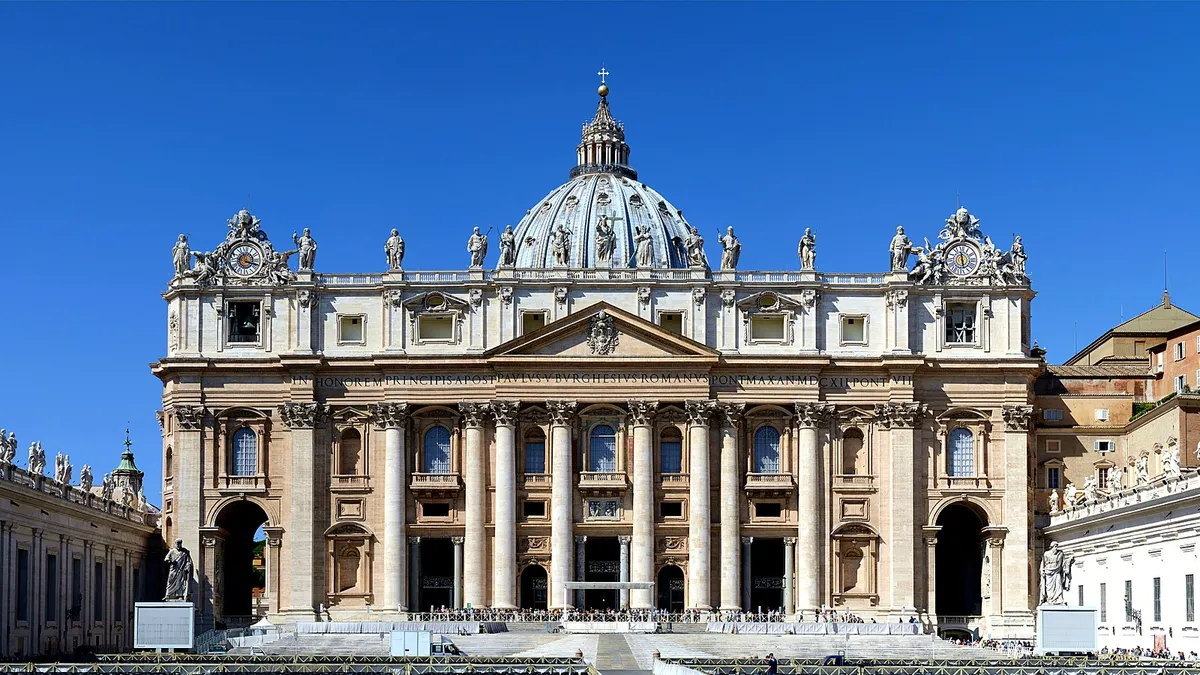 Placeholder cover for Vatican dress code and rules: what to wear before you go