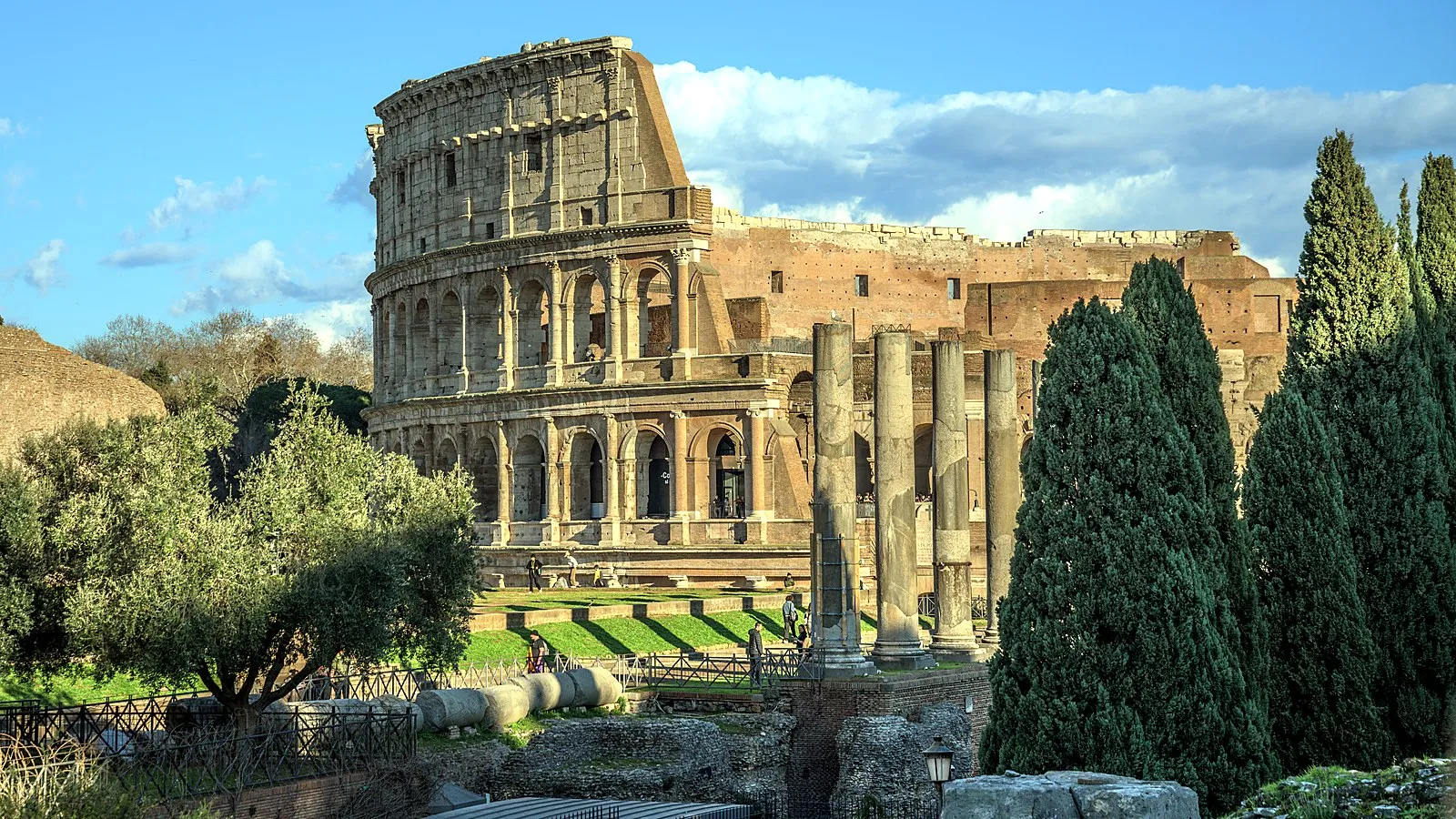 Placeholder cover for Colosseum vs Roman Forum first: which order makes more sense for most visitors?